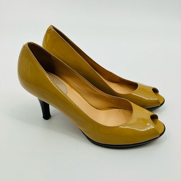 COLE HAAN AIR CARMA Tan Patent Leather Peep Toe High Heels Pumps Shoe Wmn 9 - Picture 3 of 7